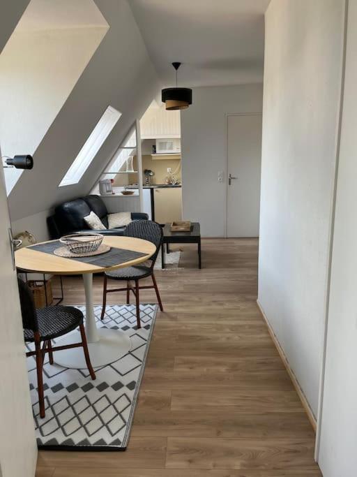 Appartement Douillet - Vue Mer - Piscine/ Tennis Cabourg Exteriér fotografie